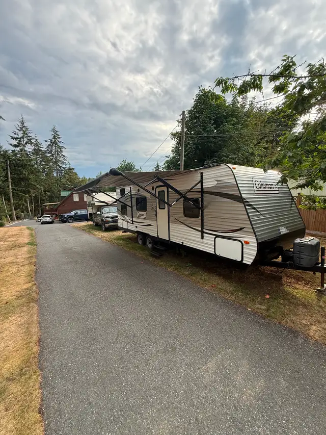 2016 Coleman Lantern Bunkhouse Travel Trailer in Travel Trailers & Campers in Nanaimo - Image 10