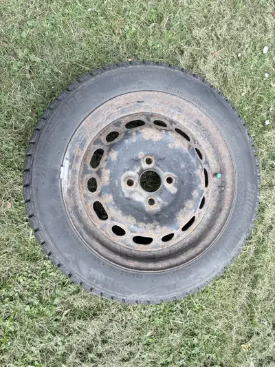 Like-New Bridgestone Blizzak Winter Tires Selling a set of Bridgestone Blizzak winter tires in excel...