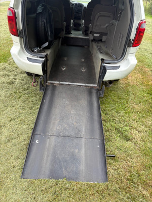 2003 Dodge Grand Caravan