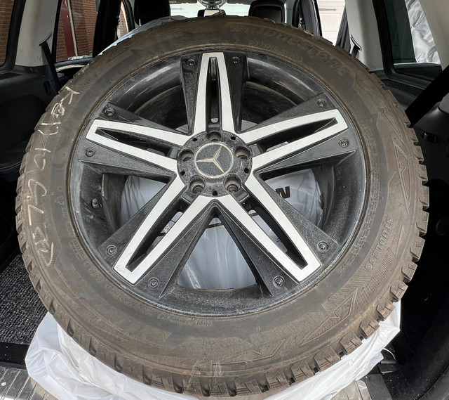 Bridgestone Blizzak Winter Tires with OEM Rims (275/50R20). in Tires & Rims in Markham / York Region - Image 4