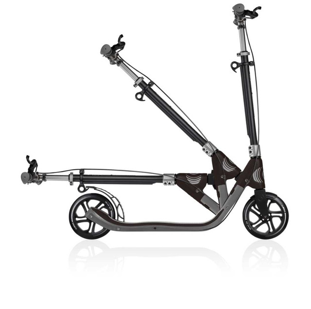 Globber Adult Scooter - One NL 205 Deluxe With Handbrake - Brand in Other in Ottawa - Image 2