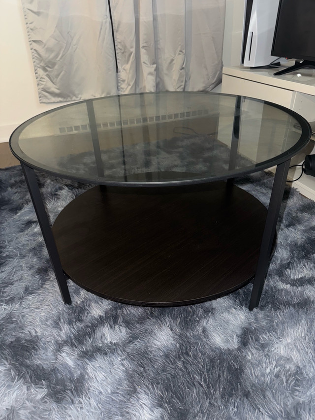 Glass Top Coffee Table IKEA / Table Basse en Verre IKEA dans Tables basses  à Ville de Montréal - Image 2