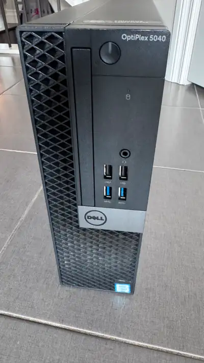 Small form factor PC Intel Core i7 6700 16Gb RAM 240Gb SSD