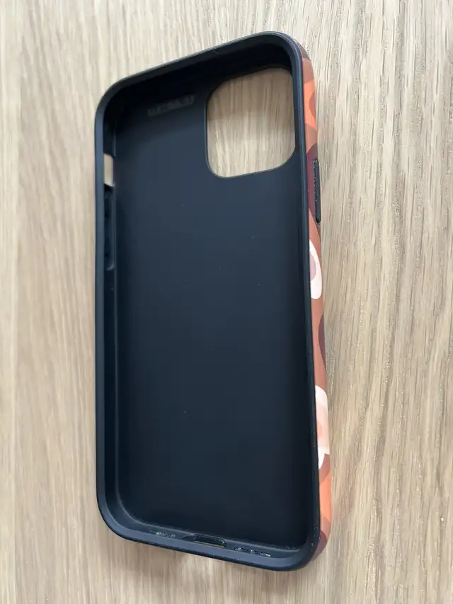KaseMe “Dulce” Case For iPhone 12 Pro in Cell Phone Accessories in Kitchener / Waterloo - Image 3