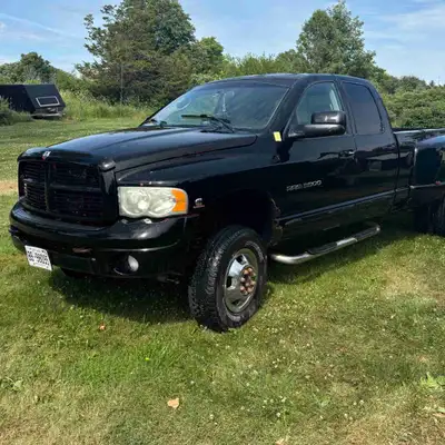 2003 Dodge Diesel 3500 4x4 Laramie 6 speed manual with 460,464km on it. In the last 3.5 years/60,000...