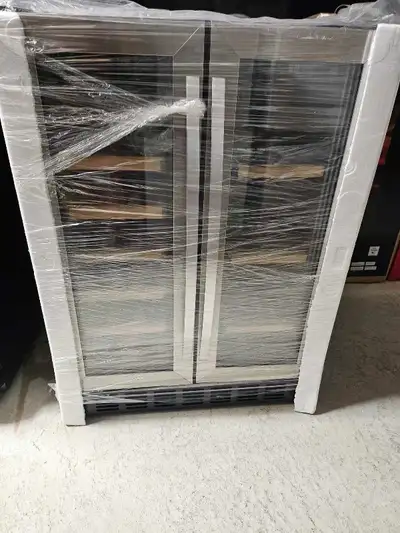 Frigidaire Gallery 23.4 in. Built in Dual Zone Beverage COOLER, View more