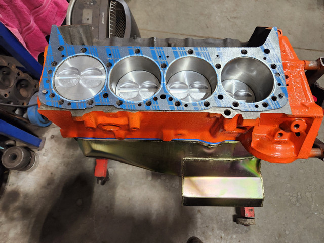 Rebuilt 350 sbc .060 w/ 2.02 aluminum heads in Engine & Engine Parts in Belleville - Image 3