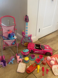 Lot de jouets de fille