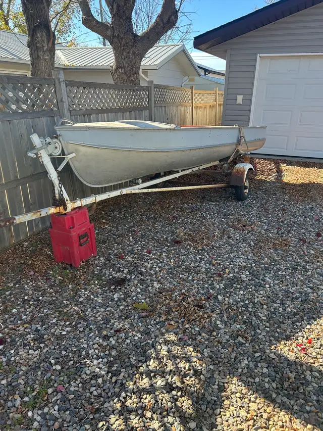 Aluminum boat  in Powerboats & Motorboats in Regina - Image 2