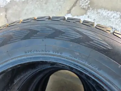4-Yokohama Ice Guard G075 Winter tires (used) Size- 275/60R20 116S 2 seasons in, great for light tru...