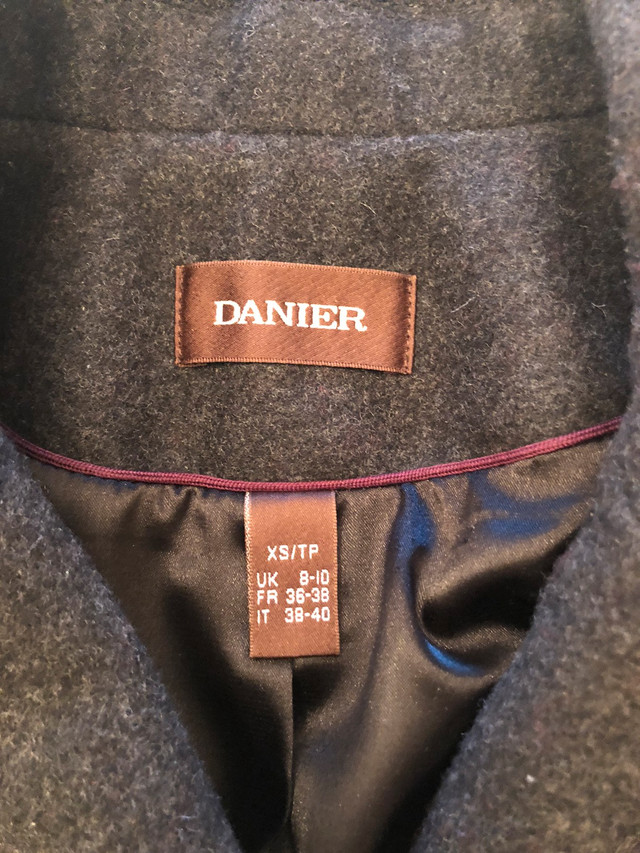 Manteau d’hiver DANIER pour femme Small dans Femmes - Hauts et vêtements d'extérieur  à Laval/Rive Nord - Image 4