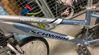 Schwinn lady hybrid  bike for sale