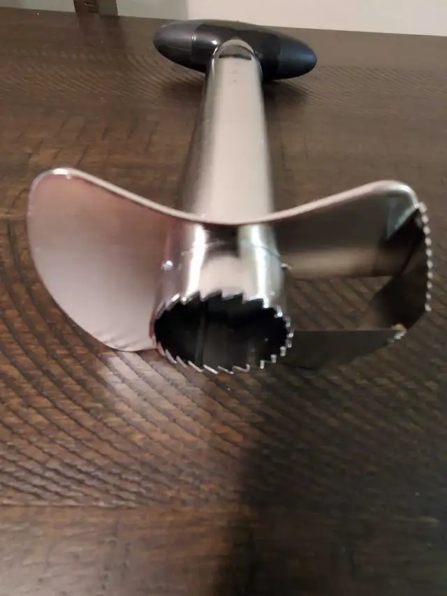OXO Pineapple Corer and Slicer65565393259010121