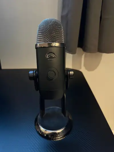 Blue Yeti X USB Microphone + Support — 120 $, View more