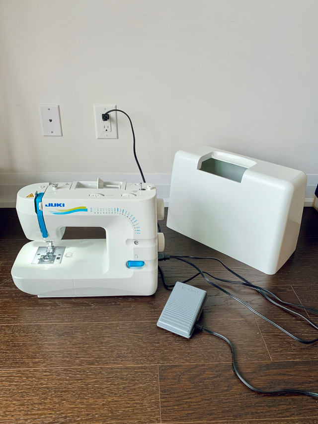 JUKI sewing machine  in Hobbies & Crafts in City of Toronto