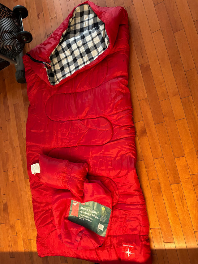 Sleeping bag dans Pêche, camping et plein Air  à Ville de Montréal - Image 3