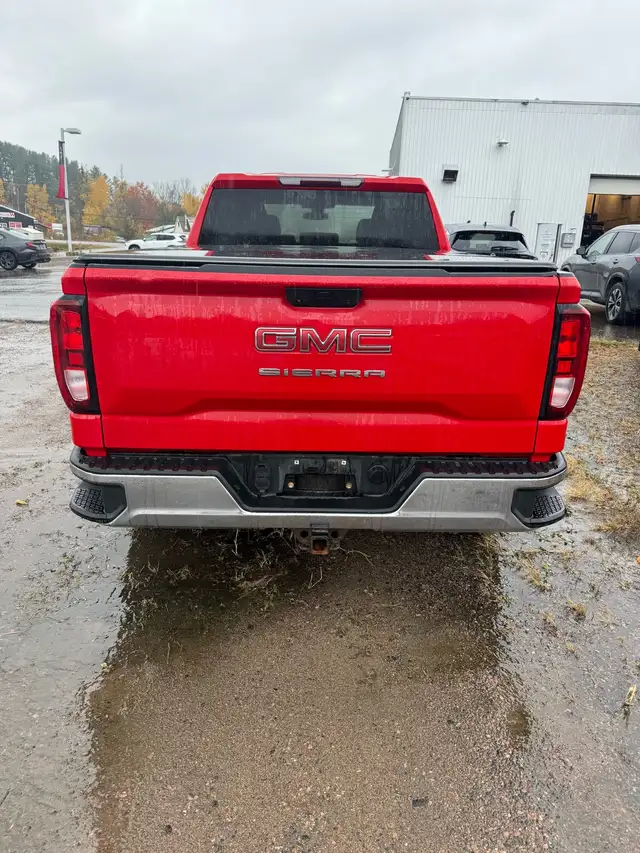 2021 GMC SIERRA BASE 1500, 5.3L, STANDARD BOX in Cars & Trucks in Pembroke - Image 5