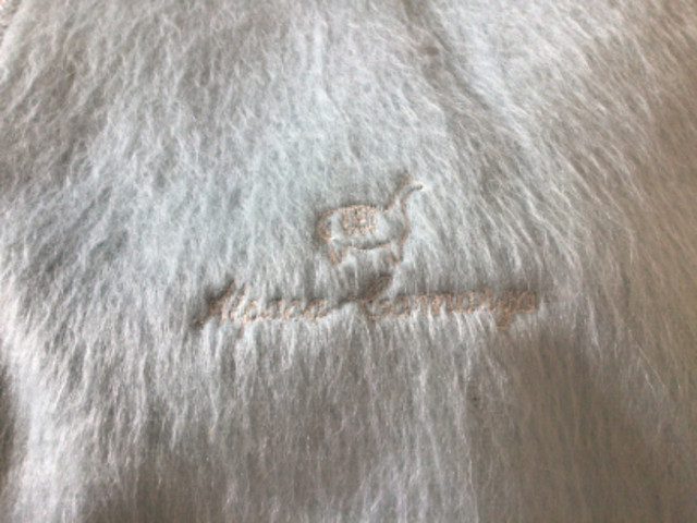 Alpaca wool scarf in Women's - Tops & Outerwear in Belleville - Image 2