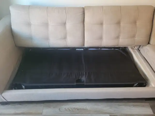 Canapé-lit d'angle gauche in Couches & Futons in Laval / North Shore - Image 4