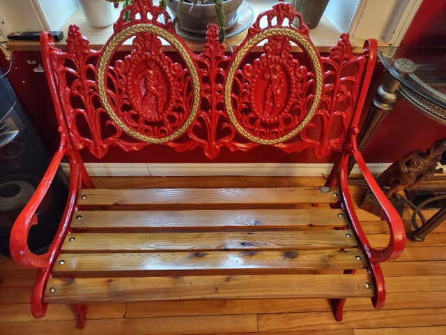 Victorian cast iron bench in Patio & Garden Furniture in Renfrew - Image 3