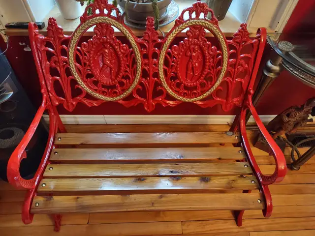Victorian cast iron bench in Patio & Garden Furniture in Renfrew - Image 4