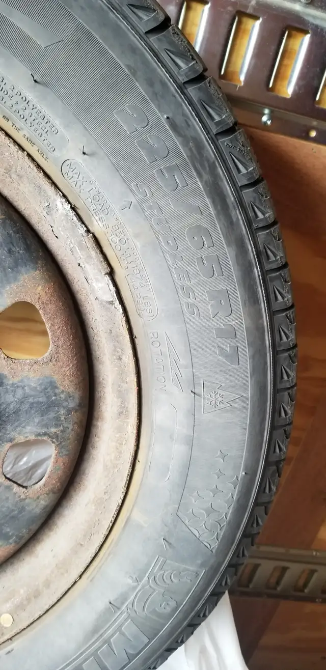 4 pneus d’hiver Michelin Latitude X-Ice 225/65R17 avec jantes et in Tires & Rims in Longueuil / South Shore - Image 3