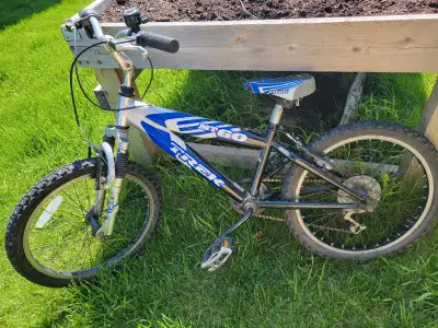 20 " Kids bike by Trek. Kept in shed in rhe winter.