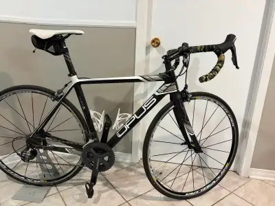 Vélo OPUS Vivace 4.0 tous carbone, View more