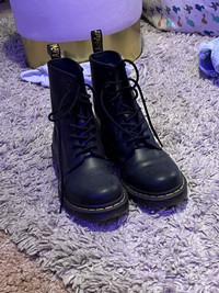 doc martens brand new trying to sell asap so text me if interest