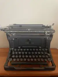 Underwood typewriter 