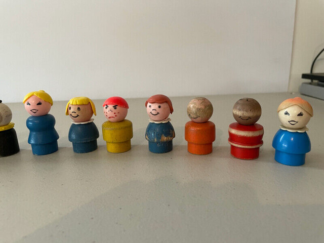 Vintage Fisher Price Little People, miscellaneous/damaged set in Arts & Collectibles in London - Image 3