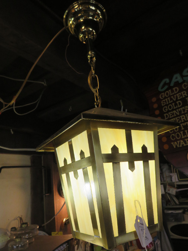 Vintage Hall Light in Arts & Collectibles in Saint John - Image 2
