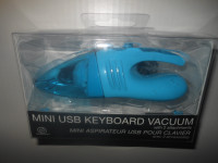 mini usb keyboard vacuum with 2 attachments