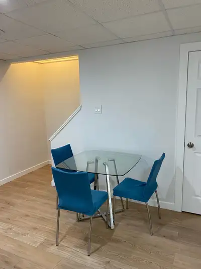 Near to broad street between 3rd & 4th avenue north. All utilities included. Shared kitchen with own...