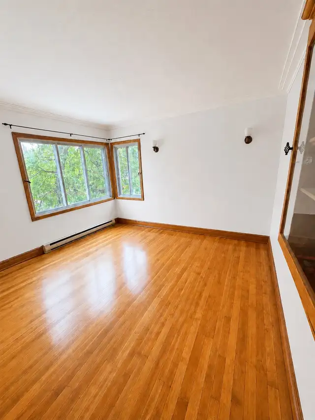 GRAND 5½ IN VERDUN – 3 BEDROOMS ON RUE BEURLING