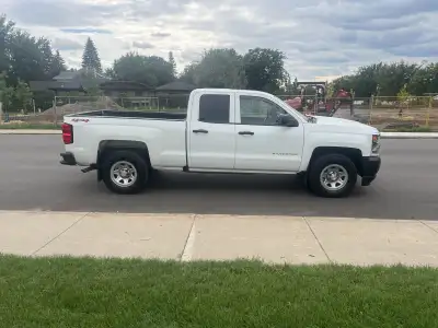 5.3L tires and glass are good Looks and runs excellent no issues Great work/play truck $19,500,,, pl...