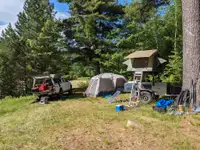 Overland trailer camping set up