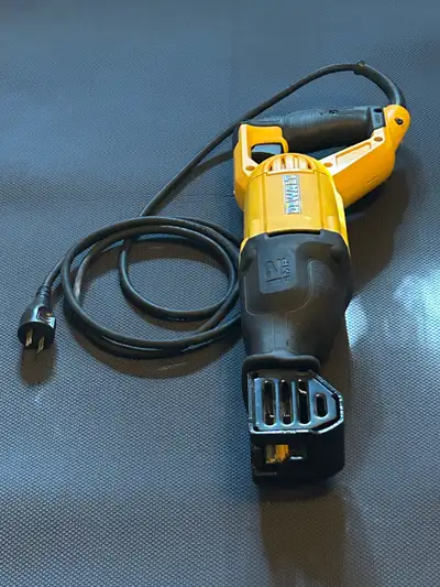 Purchased new from Home Depot and paid $179.00 + HST = $202. Only used once. This reciprocating saw...