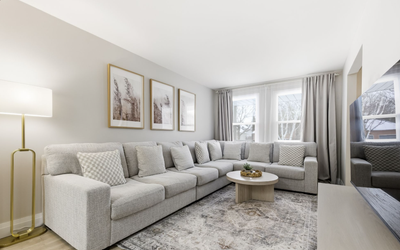 7 seated sectional sofa for sale mint condition, View more