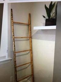 Rustic blanket ladder