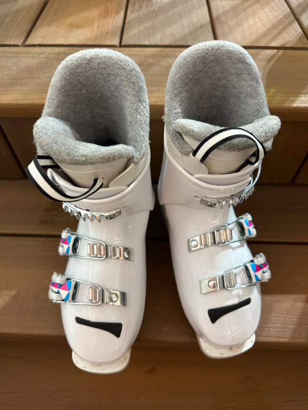 Girls Ski Boots - size 20.5 - Fungirl Rossignol in Ski in Kitchener / Waterloo - Image 4