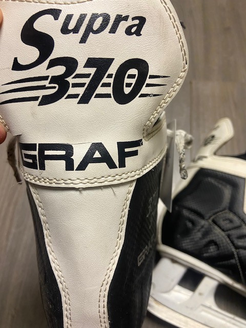 Graf 370 Supra Hockey Skates, Mens Size 8 in Hockey in City of Toronto - Image 4