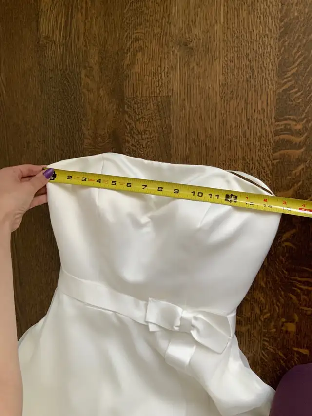 MIKAELLA KLEINFELD BRIDAL Ballgown White Wedding Dress Size 2/4 in Wedding in Oakville / Halton Region - Image 5