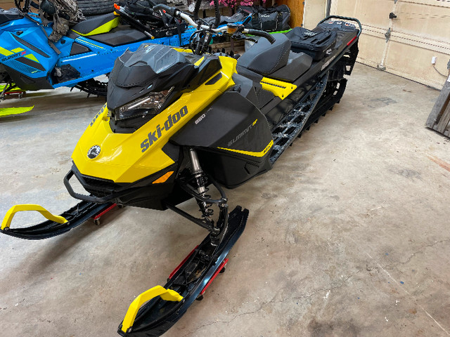 2018 Skidoo Summit SP 165” 700km! in Snowmobiles in Swift Current