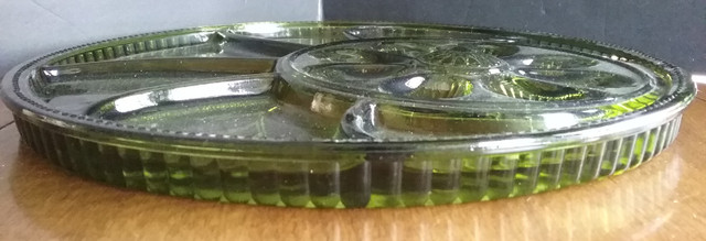 Vintage Green Indiana Glass Deviled Egg Dish With Veggie Divides in Kitchen & Dining Wares in Oshawa / Durham Region - Image 2