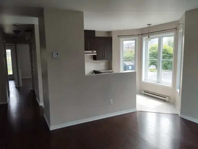 Condo 4 1/2 à louer - Longueuil in Long Term Rentals in Longueuil / South Shore - Image 4