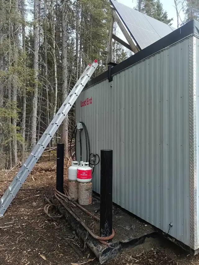 2007 Wellsite Trailer - Fully Offgrid,  Solar system in Other in Fort St. John - Image 8