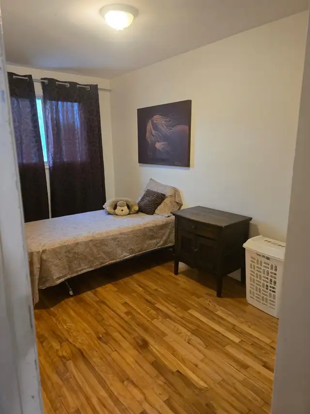 Chambre à louer  in Room Rentals & Roommates in City of Montréal - Image 7
