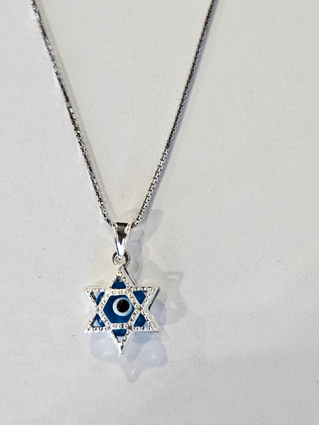 Evil Eye Pendant w/ Sterling Silver Box Chain in Jewellery & Watches in Edmonton - Image 4