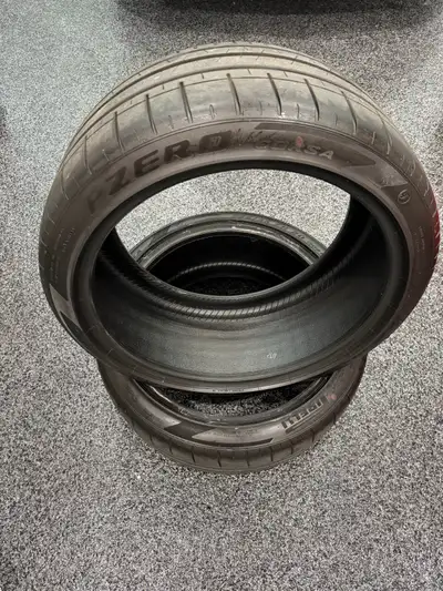 The PAIR of tires were used for less than 700 kms. I have no use for them anymore, clearing up space...